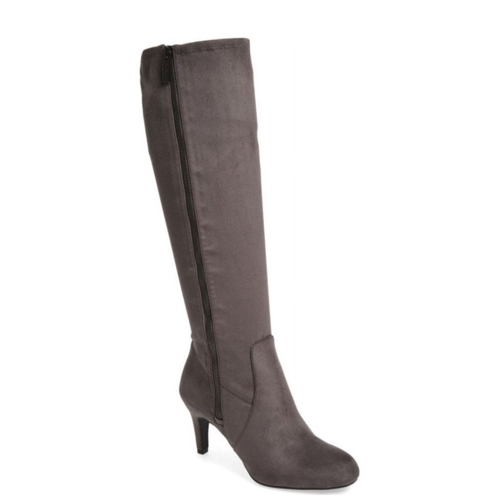 Never worn: BCBGeneration/ Rocko/ Size 7m/ Faux Suede Slouch Boot